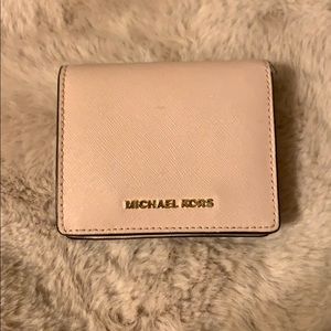 MK compact wallet